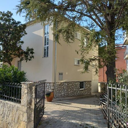 Apartman Noni Biograd Na Moru Exterior foto