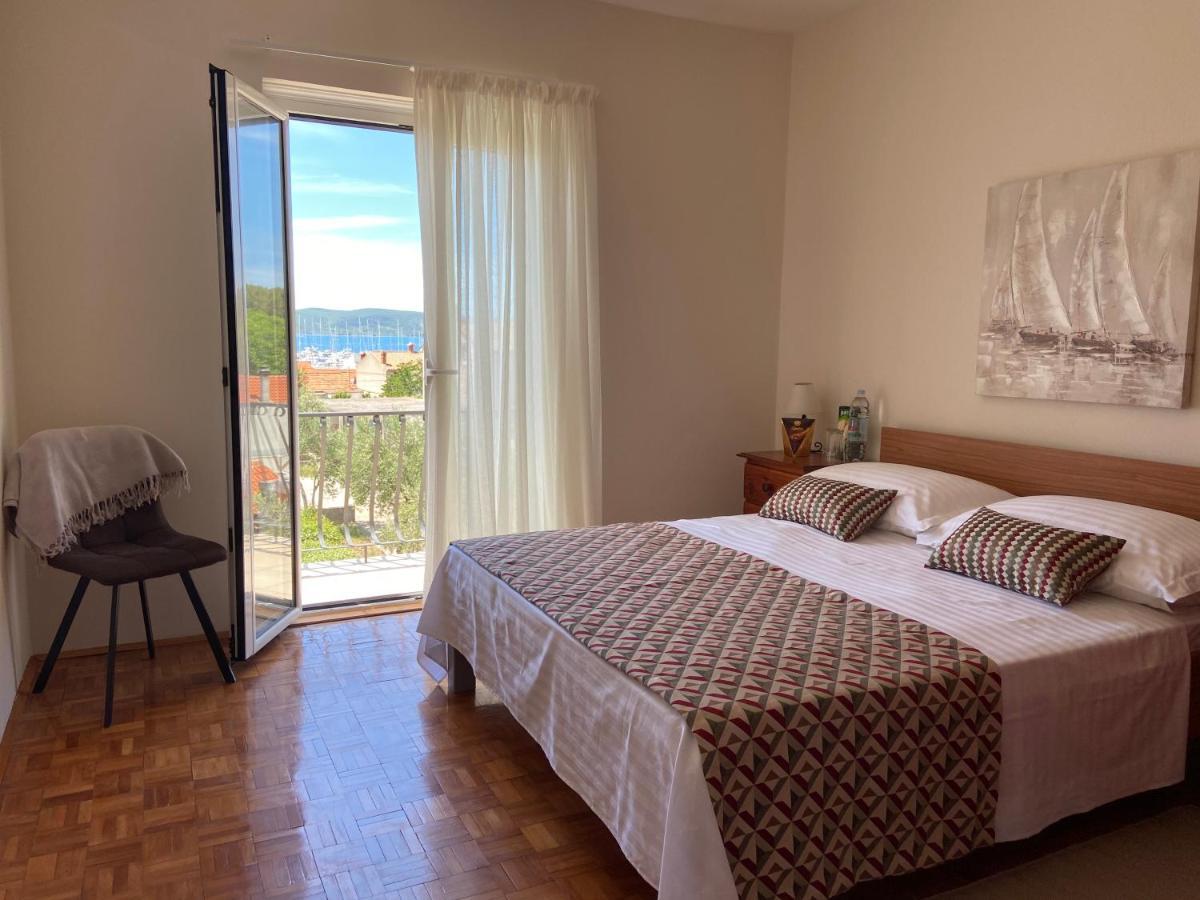 Apartman Noni Biograd Na Moru Exterior foto