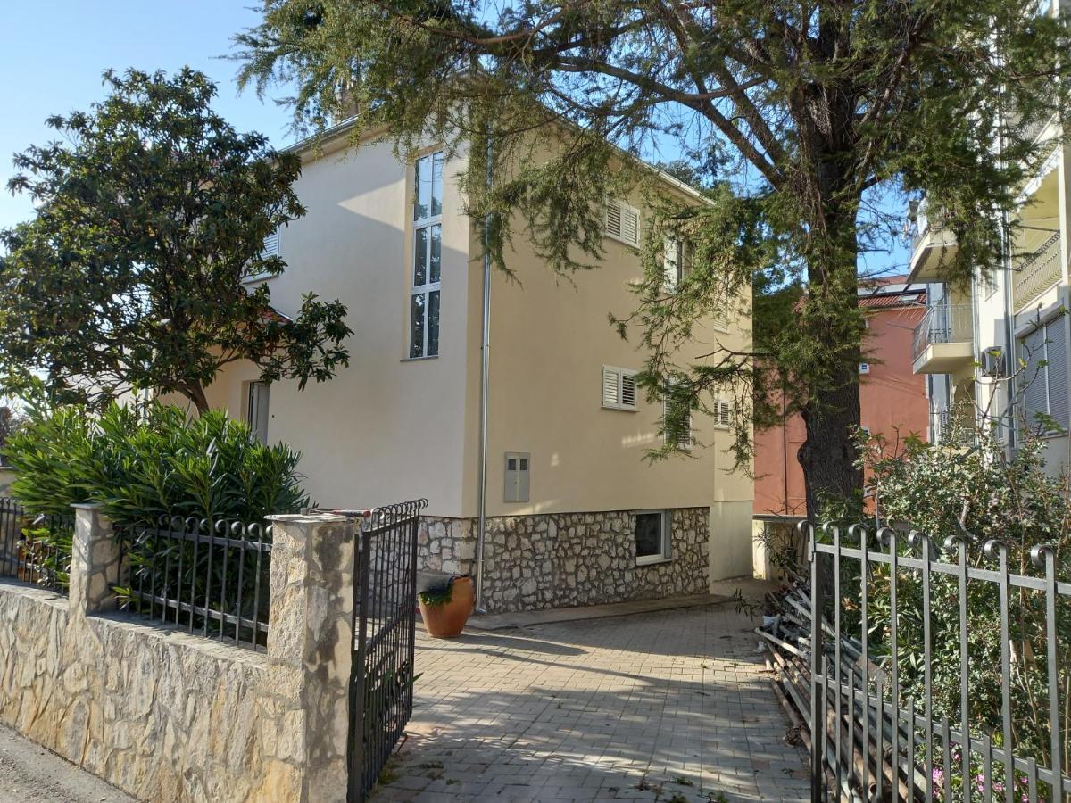 Apartman Noni Biograd Na Moru Exterior foto