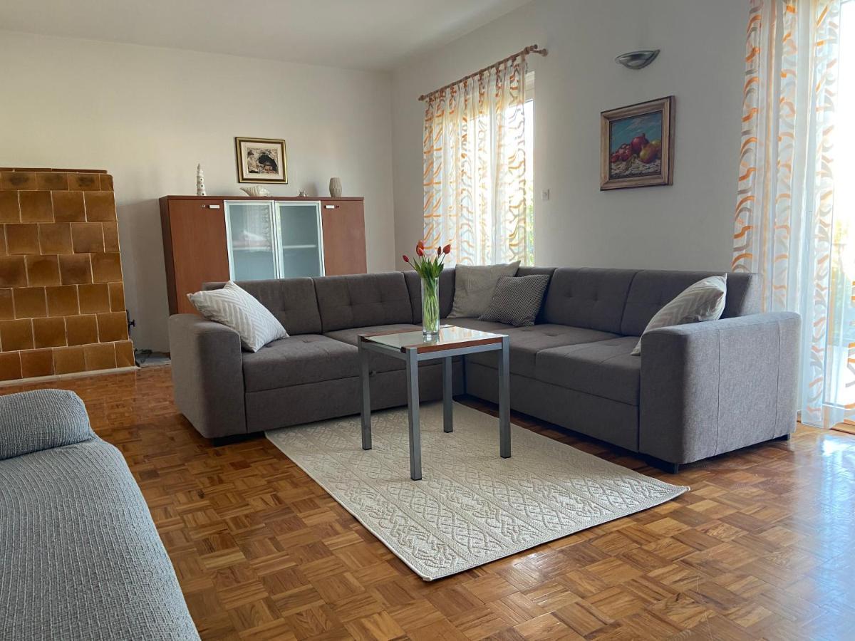Apartman Noni Biograd Na Moru Exterior foto