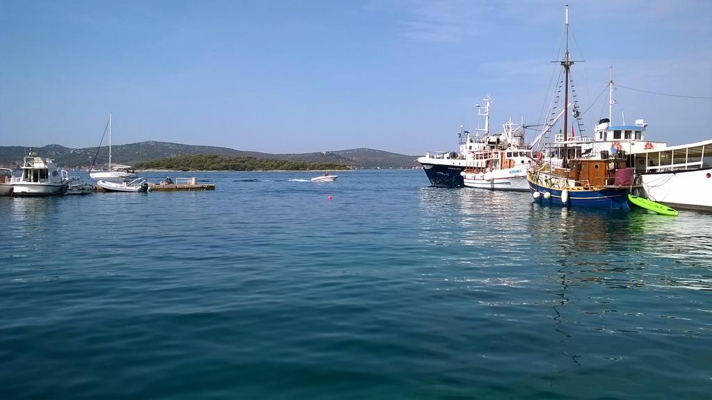 Apartman Noni Biograd Na Moru Exterior foto