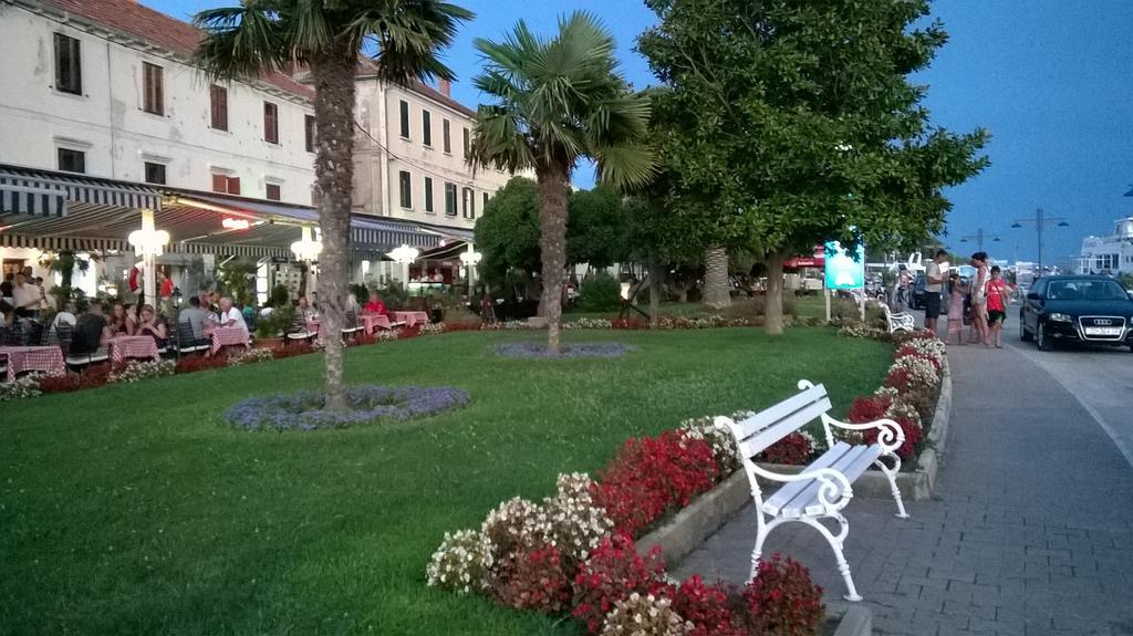 Apartman Noni Biograd Na Moru Exterior foto